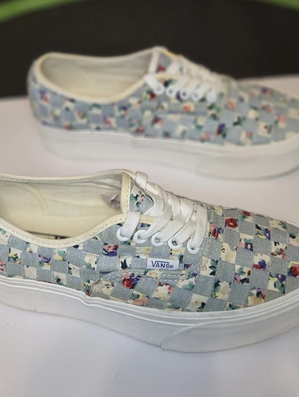 Vans Women's Light Blue Checker Floral Stackform Sneakers Size 8